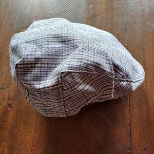 Pageboy cap